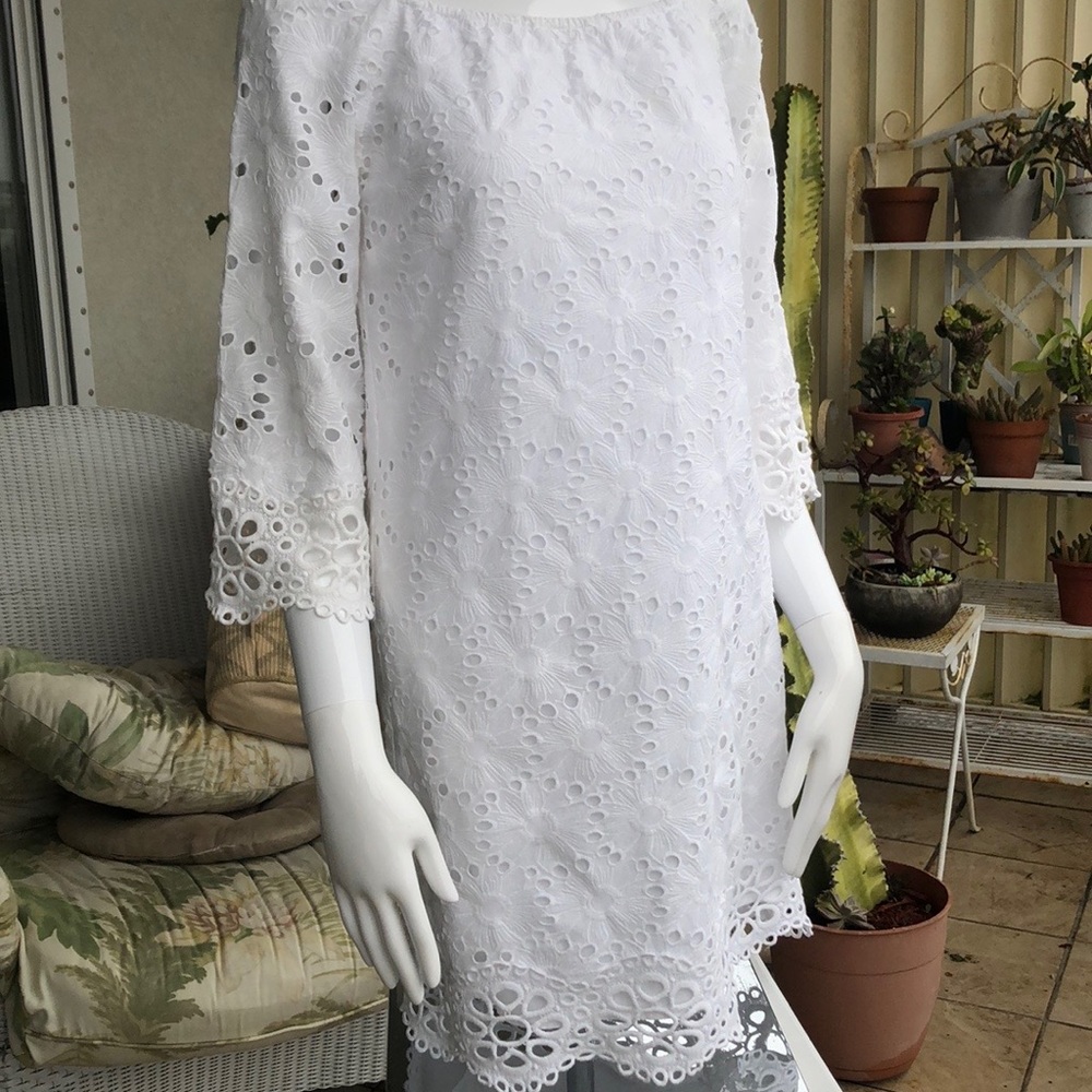 Dress - Picture 5 of 5